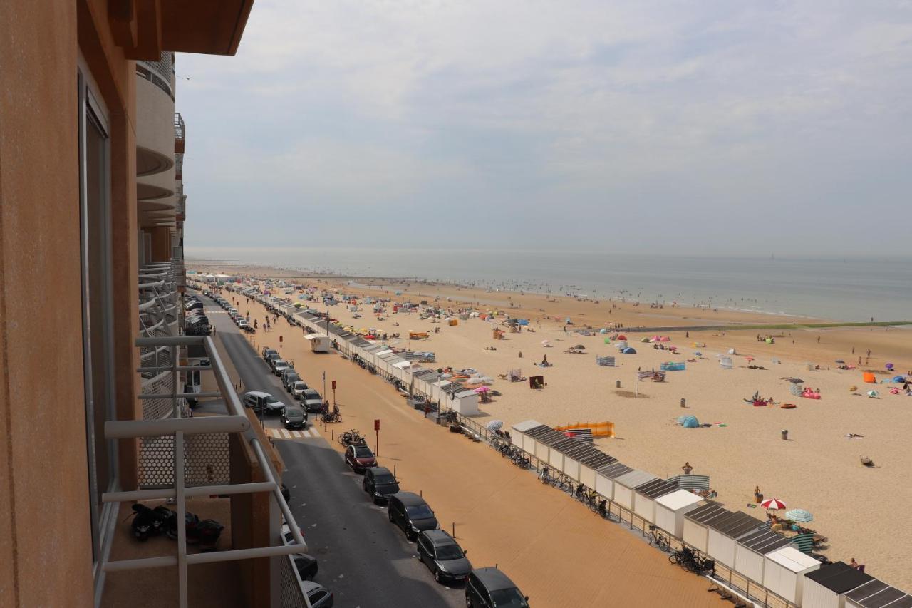 Appartement Met Zeezicht En Verwarmd Zwembad Oostende Dış mekan fotoğraf